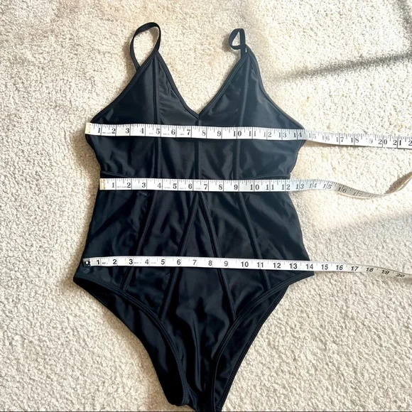 CUPSHE Black V-Neck High Cut Cheeky One Piece Bathing Suit—SZ. Small - Picture 4 of 11